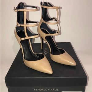$100 KENDALL+KYLIE WOMEN NUDE LEATHER HEEL SHOE